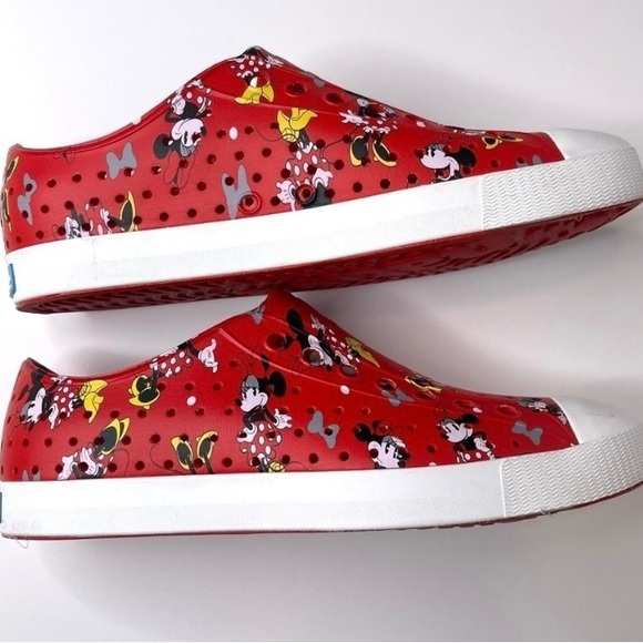 Disney Red Minnie Mouse Native Shoes Jeffersons Size 9 - Picture 6 of 12
